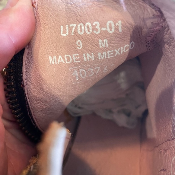 Women’s Miss Macie 100% Leather made in Mexico distressed harness boots size 9 - Picture 7 of 7